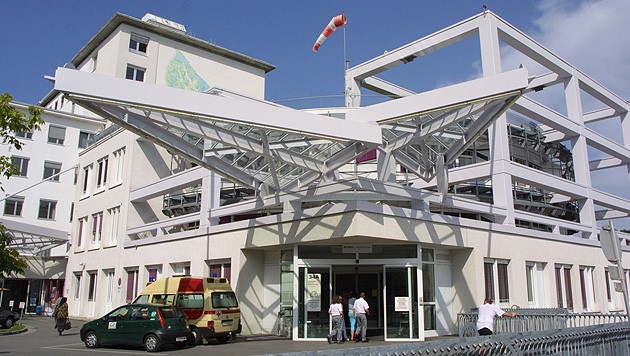 Clinica pentru copii din Graz, aproape de colaps!