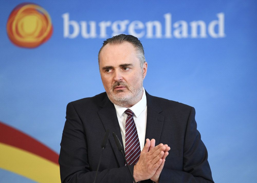 Socialistul Hans Peter Doskozil acuză Guvernul că a pierdut controlul la granița de Est!