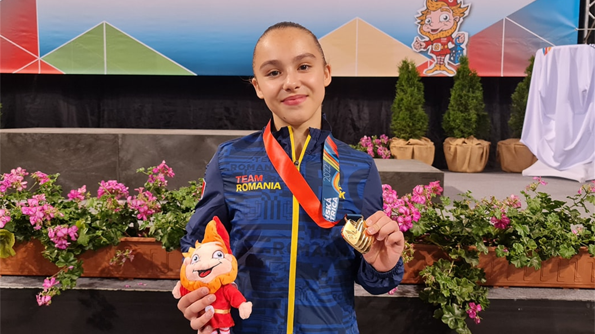 2 medalii de aur și una de argint pentru gimnasta Amalia Puflea, la Festivalul Olimpic al Tineretului European!