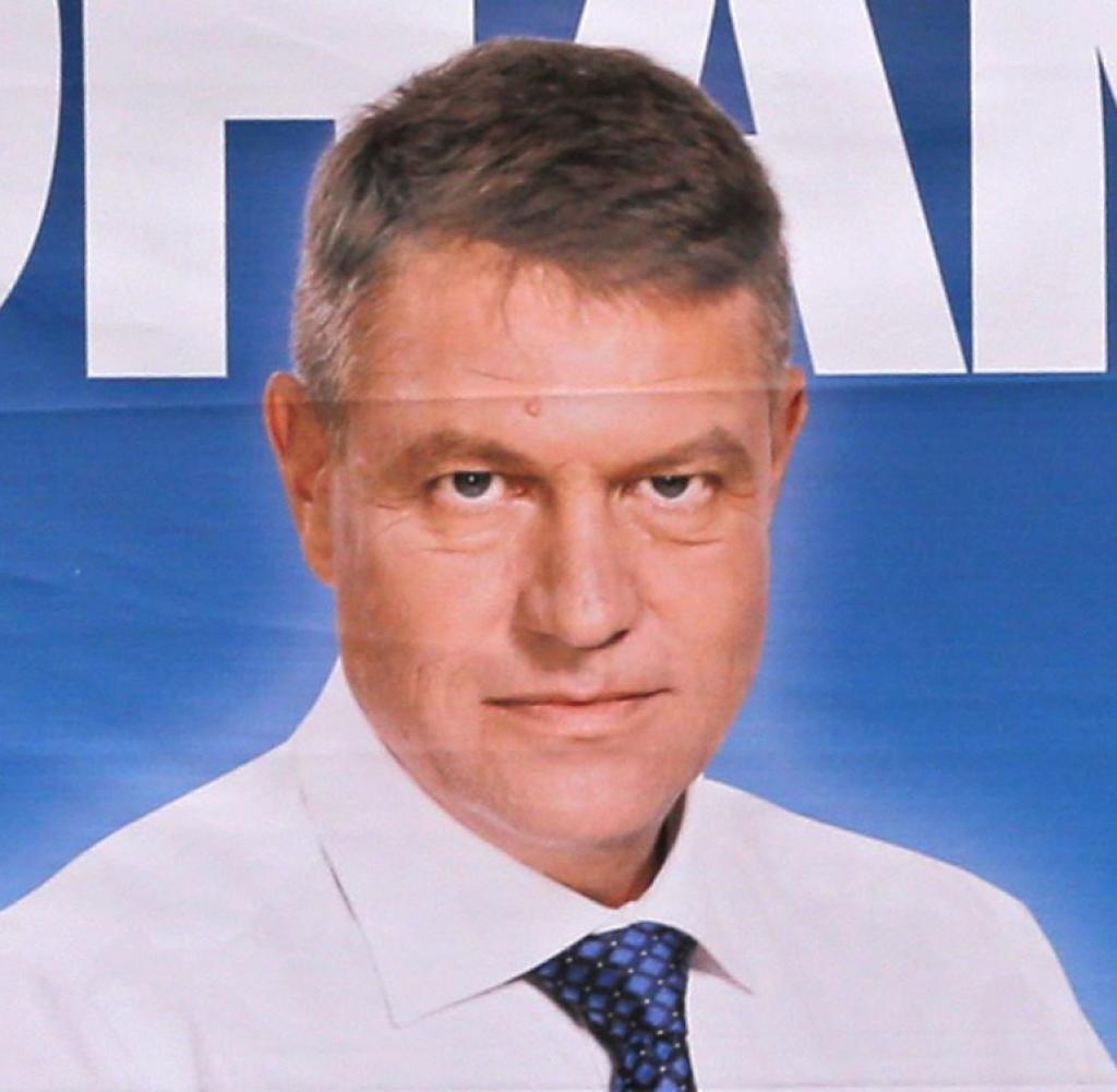 Oxford Analytica, despre Klaus Iohannis: „Președintele erodează democrația pluralistă din România!”