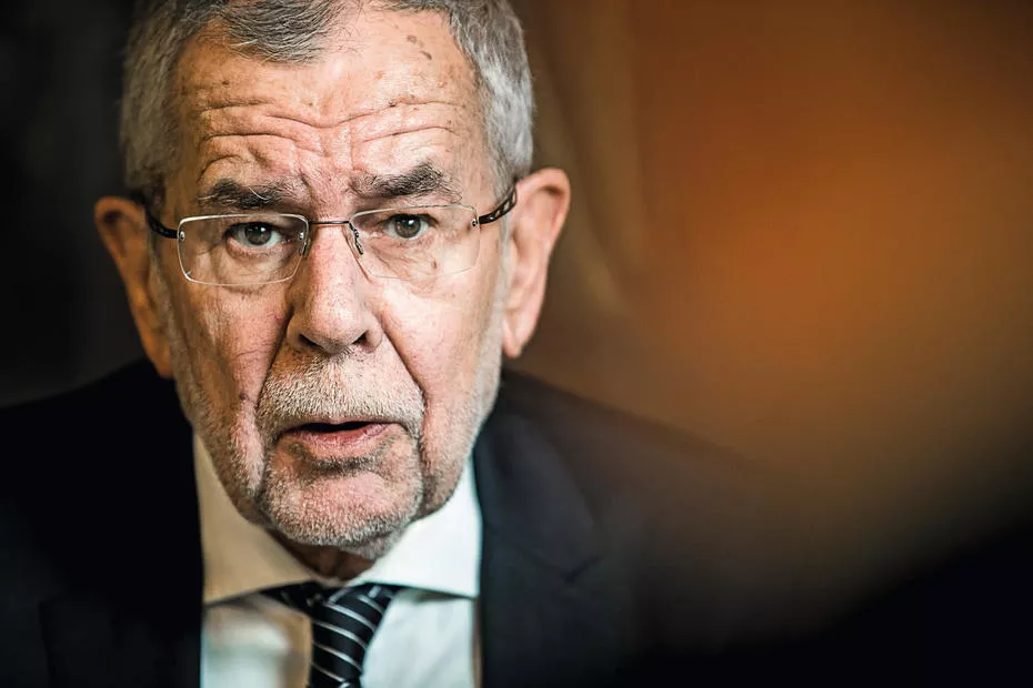 Van der Bellen, huiduit la Wels!