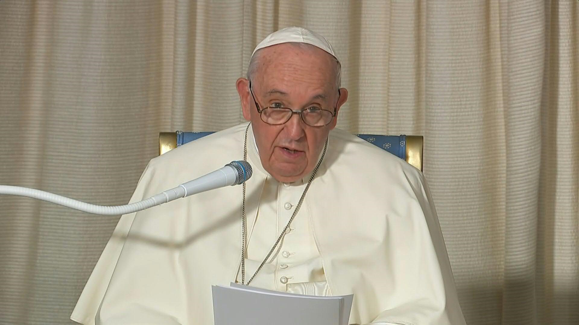 Surse: Papa Francisc va anunța că va demisiona în curând!