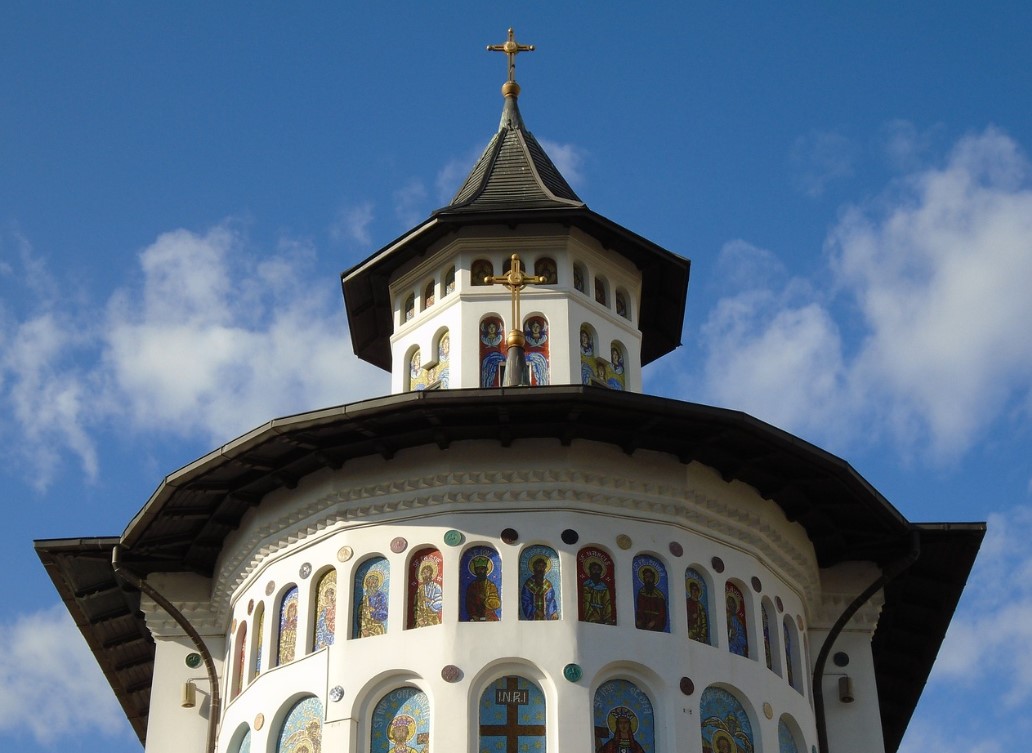 Primăria din Fiumicino îi oferă comunității românești, gratuit, teren pe care să construiască o biserică ortodoxă