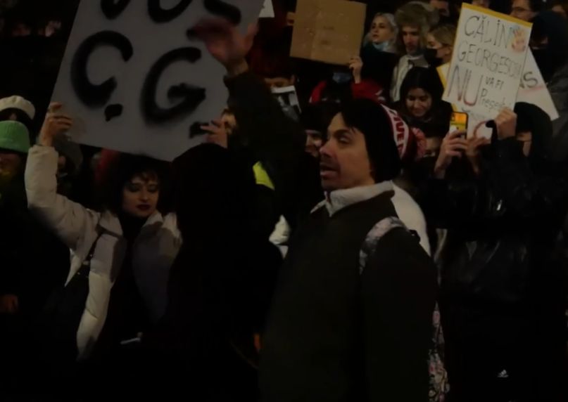 Sute de agitatori moldoveni, opriți la graniță. Vroiau să provoace haos la protestul anti Călin Georgescu de joi