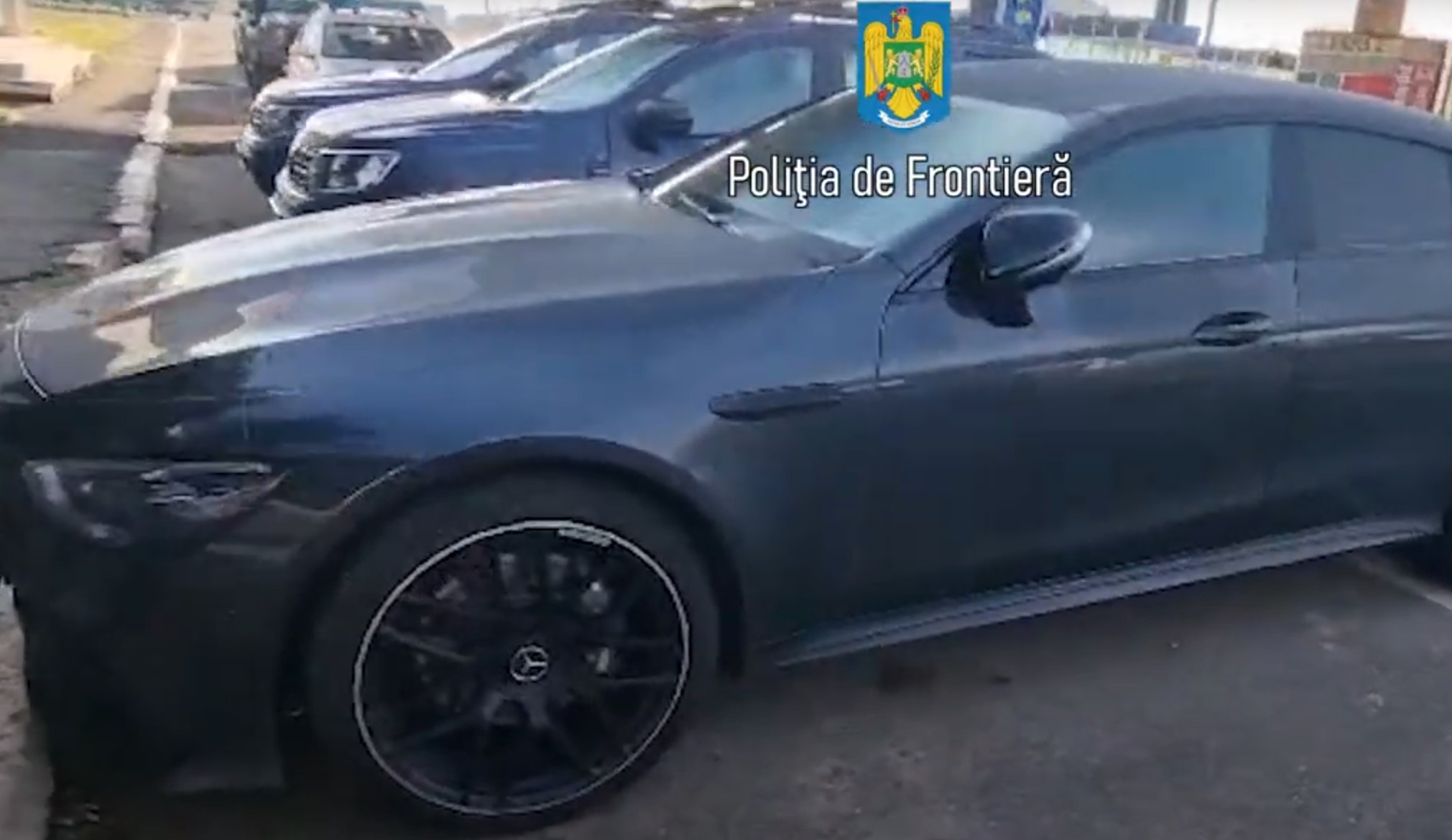 Un autoturism de zeci de mii de euro, furat din Austria, a fost descoperit de vameșii români